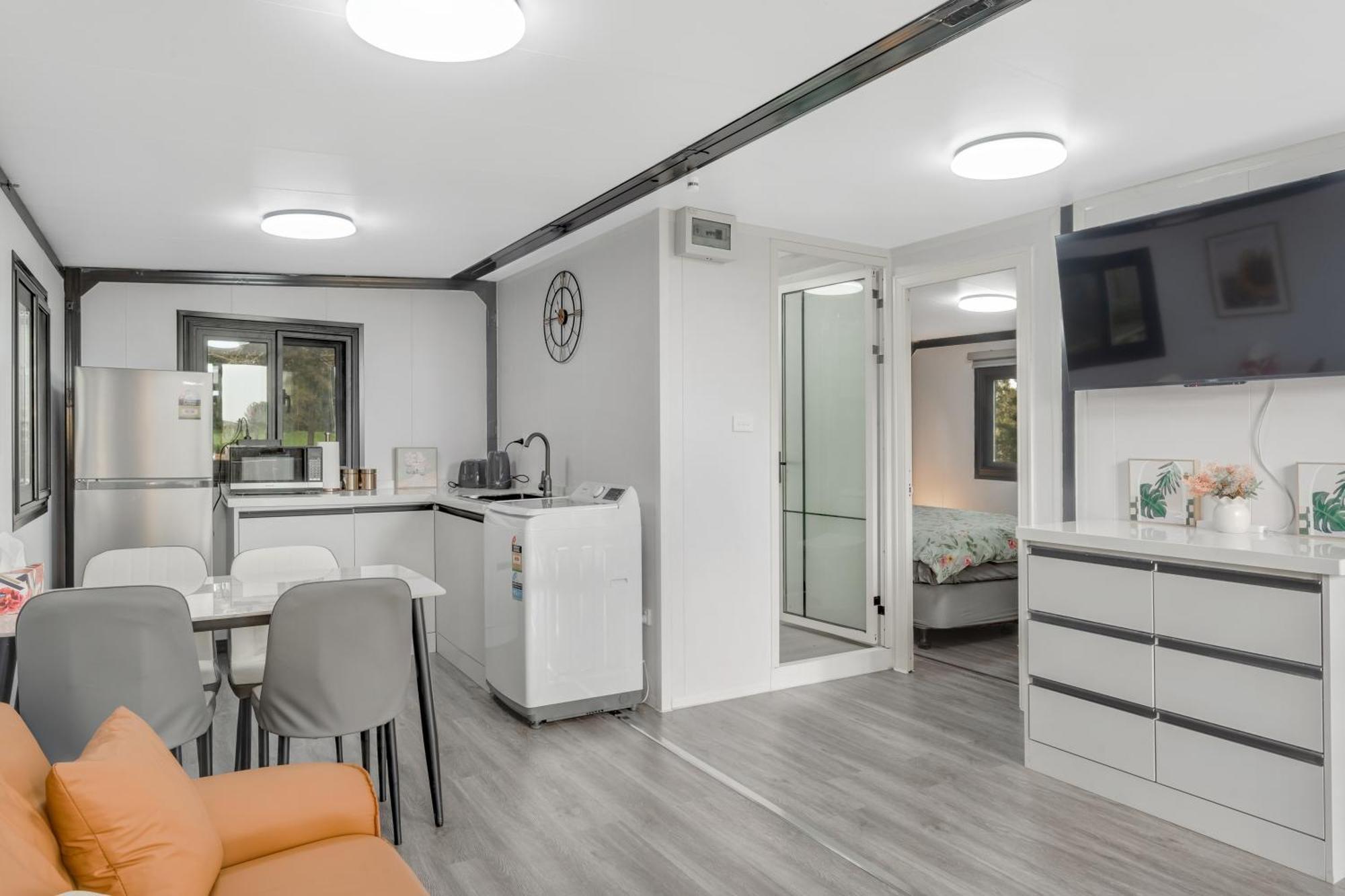 2 Bedrooms Cabin 5 Min To Pukekohe Town Centre Exterior photo
